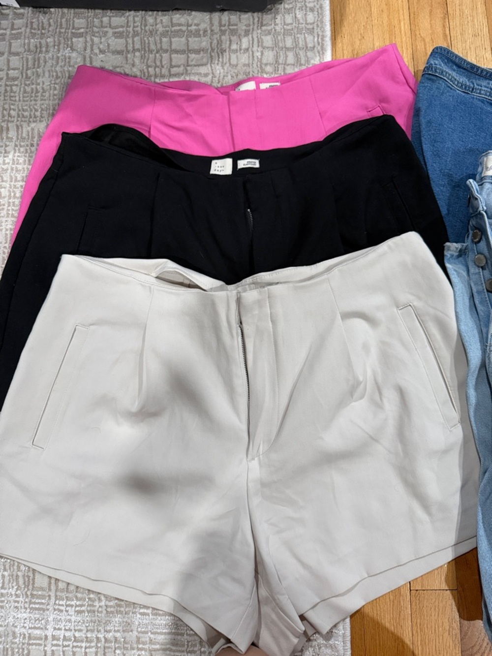 Target Bundle- 4 pairs of shorts and 1 pair of jeans!  Great condition.